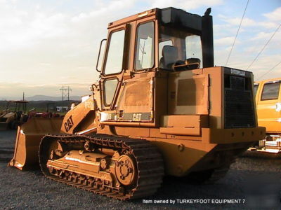 Cat 953B crawler dozer loader cab heat air runs well