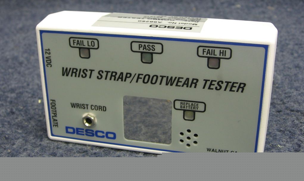 Desco A98250 wrist strap and footwear combo tester 