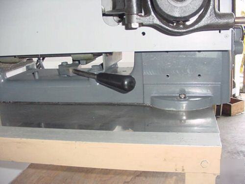 Hardinge hsl bench lathe w/closer & toolmakers compound