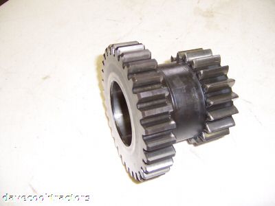 John deere 520/530 trans counter shaft idler gear