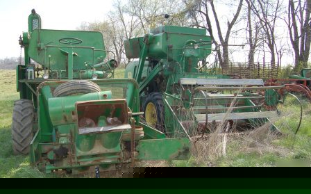 Two vintage john deere 40 combines working order 