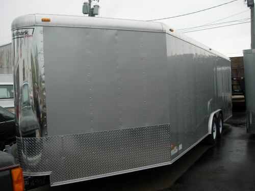 2007 27 x 8.5 ft. enclosed haulmark auto transport 