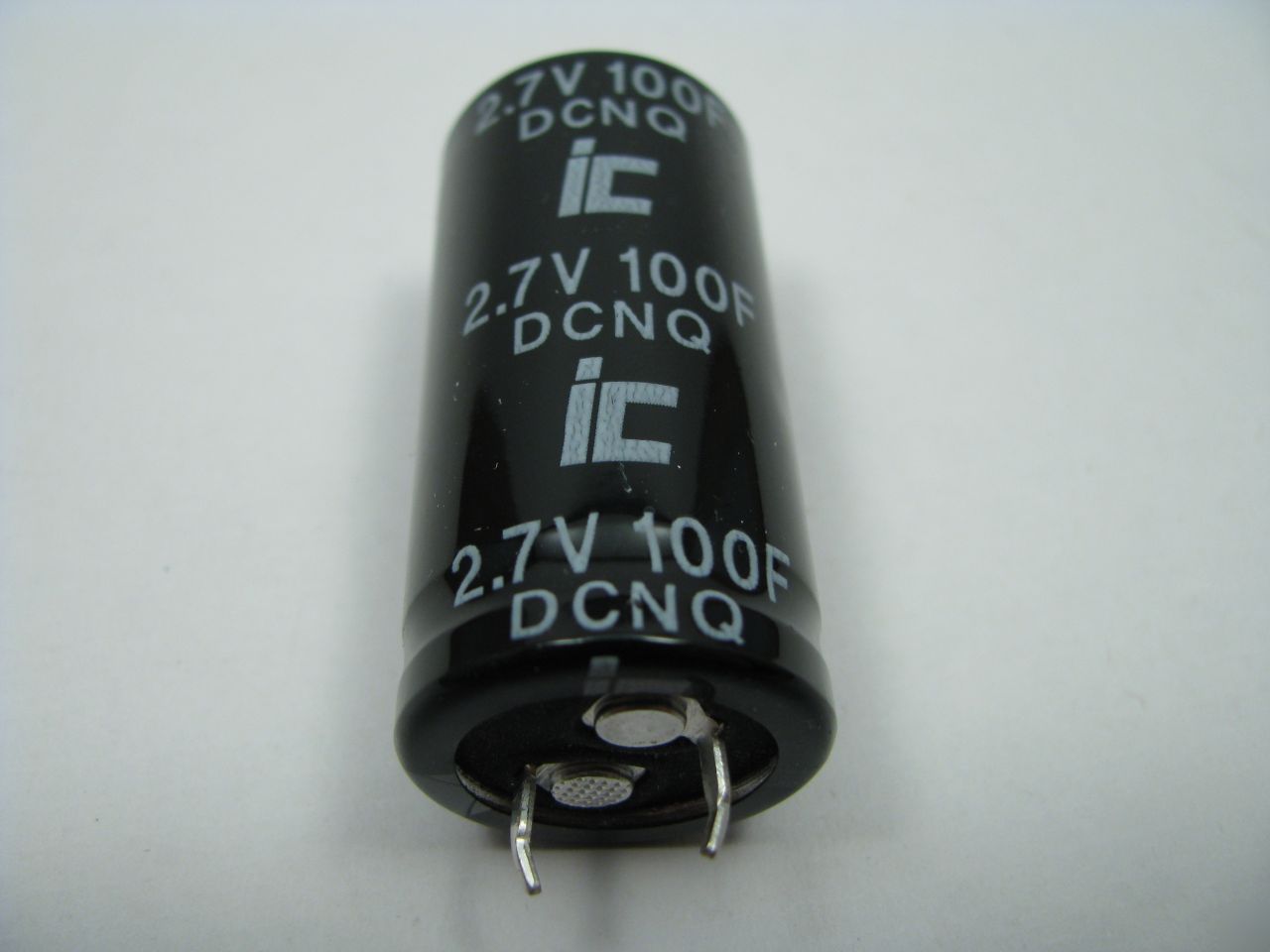 New 100F 2.7V supercap; 100 farad super/ultra capacitor 