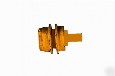 New top roller for caterpillar D3C p/n # 6S3609