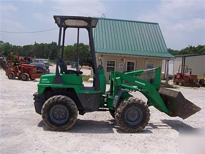 2001 komatsu wa 30-5E wheel loader 2243HR. great cond.