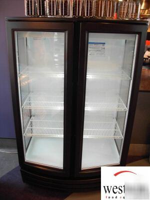 Beverage air refrigerator model MM14GE merchandiser