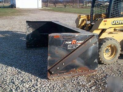 Bradco 8' snow pusher for skid steer loader sno push r