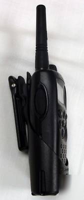 Motorola radius CP100 2 way radio uhf 2 watt