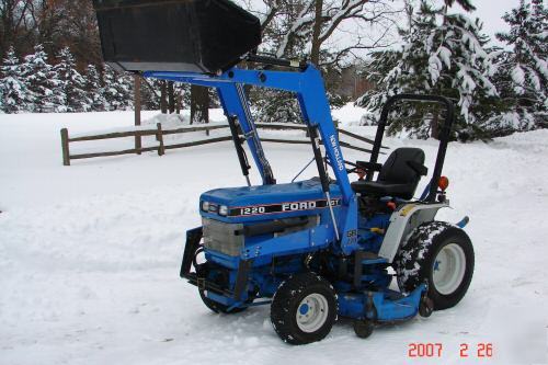 New ford holland 1220 loader, mid-mower 