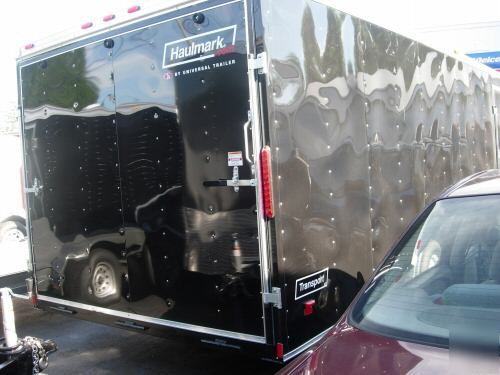 2007 24 x 8.5 ft. enclosed haulmark race car trailer