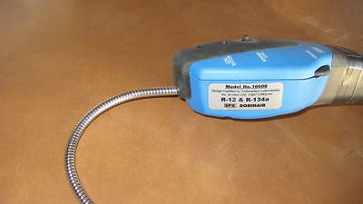 Spx robinair leak detector