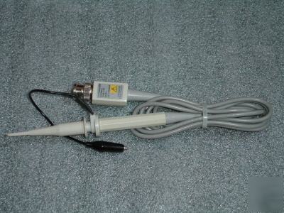 Like new top-line 400MHZ oscilloscope probe, 