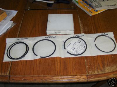 Piston rings for 1800 oliver diesel tractor eng.