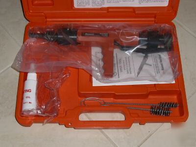 Ramset red head viper powder fastening system nail gun 