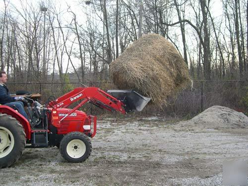 Clamp on round hay spear for skid steer or tractor usa