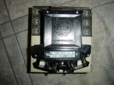 Allen bradley 1492-G025 circuit breaker 2.5A 250V 
