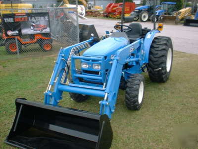 New brand ls tractor S3010 4X4 with quick attach loader