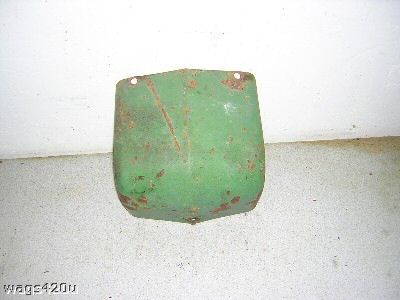 John deere a medallion / hood cap - ao ar g -A2144R