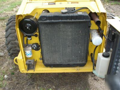 New 2001 holland LS160 skid steer loader only 630 hrs 