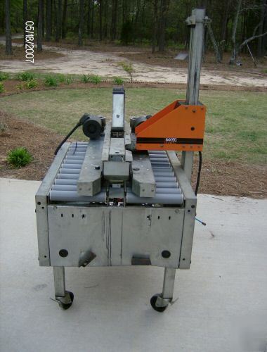 Soco t-55 automatic case sealer