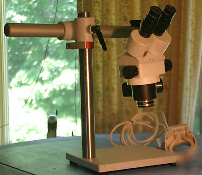 Stereo binocular microscope, iso 9001 certified