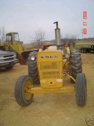 Ford 4400 tractor -paver special 