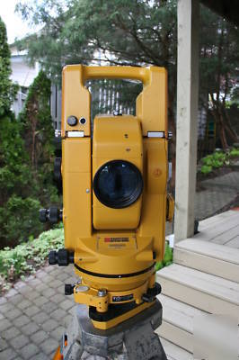 Topcon gts-2B edm theodolithe