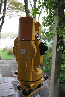 Topcon gts-2B edm theodolithe