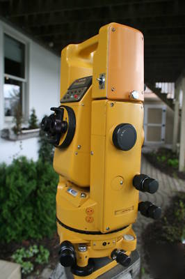 Topcon gts-2B edm theodolithe