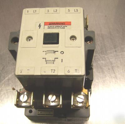 New siemens allis CXL20*3 size 2 motor contactor 25 hp 