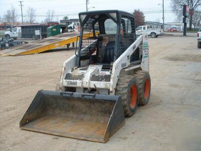  skidsteer bobcat 753G, yr 2003 @ only 813 hr