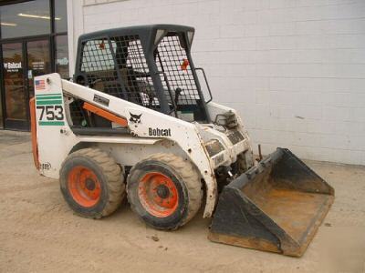  skidsteer bobcat 753G, yr 2003 @ only 813 hr