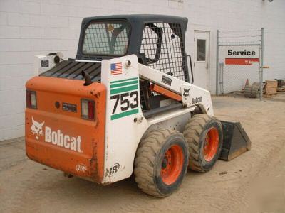  skidsteer bobcat 753G, yr 2003 @ only 813 hr