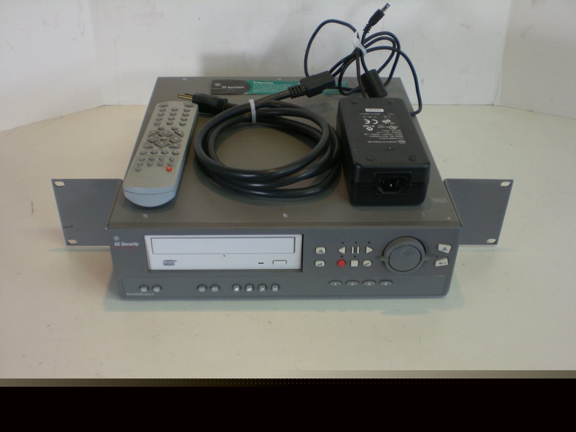 Ge store safe sdvr-4PII-106 with power supply & remote
