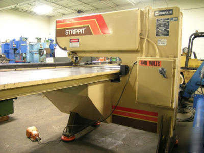 30 ton strippit model super 30/30 fabricator