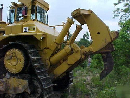 Caterpillar cat D10 high track dirt rock crawler dozer