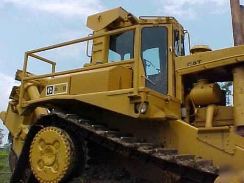 Caterpillar cat D10 high track dirt rock crawler dozer