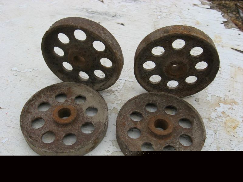 4 antique cast iron stationary engine carts wheels