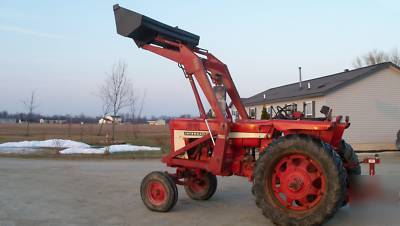 Case international 2250 loader excellent condition