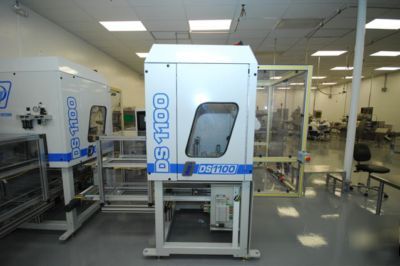 Distech DS1100 portable robotic cells with denso robot