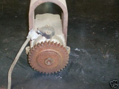 Fairbanks morse type r magneto for hit and miss
