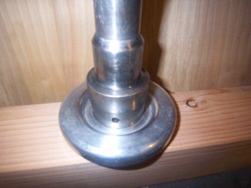 Lathe machine hand wheel collet assembly with 7 collets