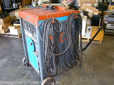 Lincoln idealarc tm 300/300 ac/dc arc welder