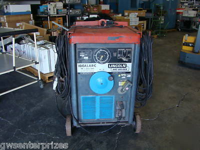 Lincoln idealarc tm 300/300 ac/dc arc welder