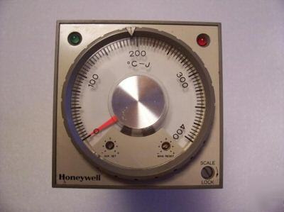 New honeywell temp control- in box-no mounting hardware