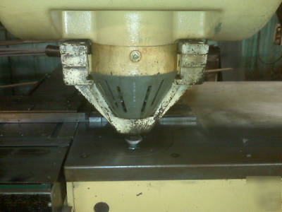 Strippit custom ag 18/30 cnc punch press w/PC800 ctrl.