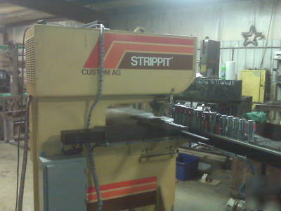 Strippit custom ag 18/30 cnc punch press w/PC800 ctrl.