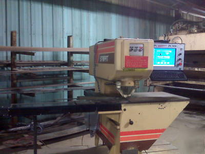 Strippit custom ag 18/30 cnc punch press w/PC800 ctrl.