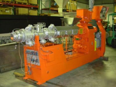 Extruder 67MM leistritz 34:1 l/d counter rotating twin 
