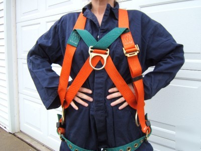 Msa rose 502733 pullover safety harness - nylon - std